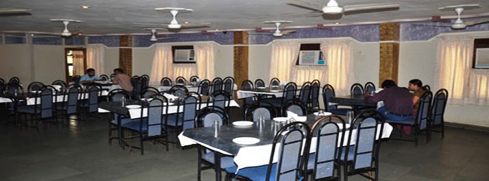 1725/Hotel Ghunghat - Gandhinagar 07.jpg